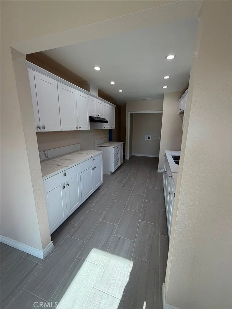 701 N Willow Avenue, Compton, CA 90221 photo 4