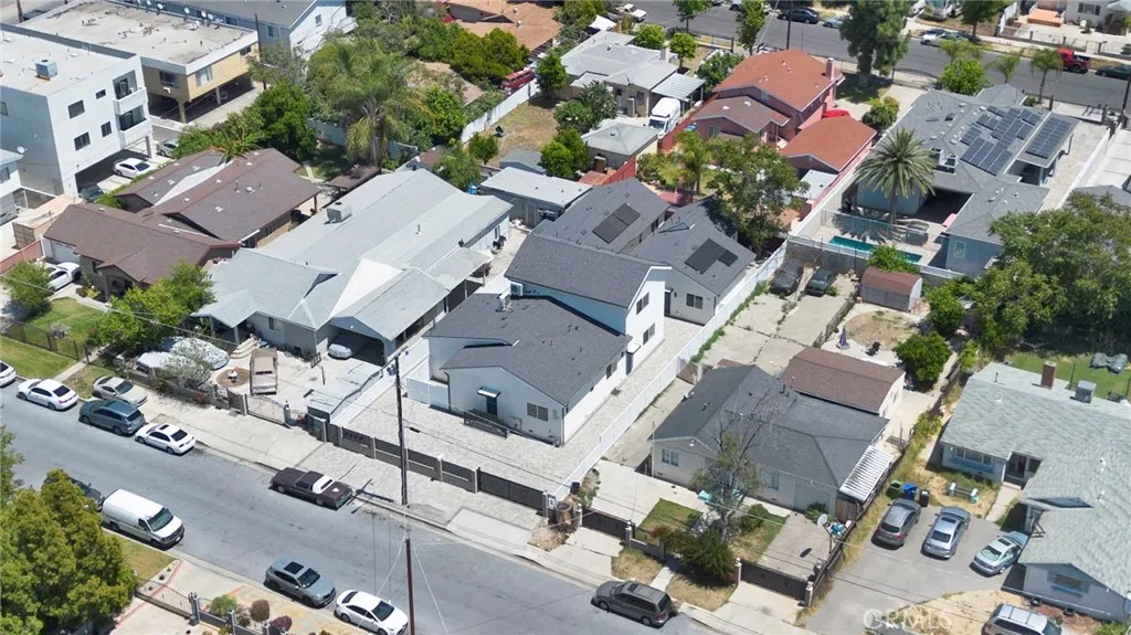 Additional image 18 of 6734 Gentry Avenue, North Hollywood, CA 91606