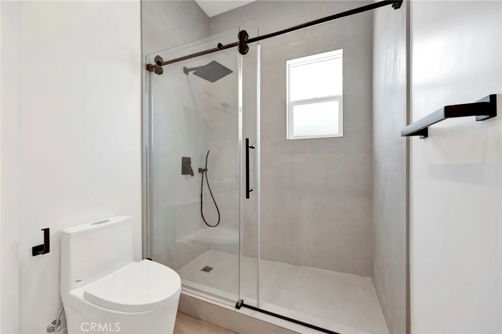 Additional image 11 of 6734 Gentry Avenue, North Hollywood, CA 91606