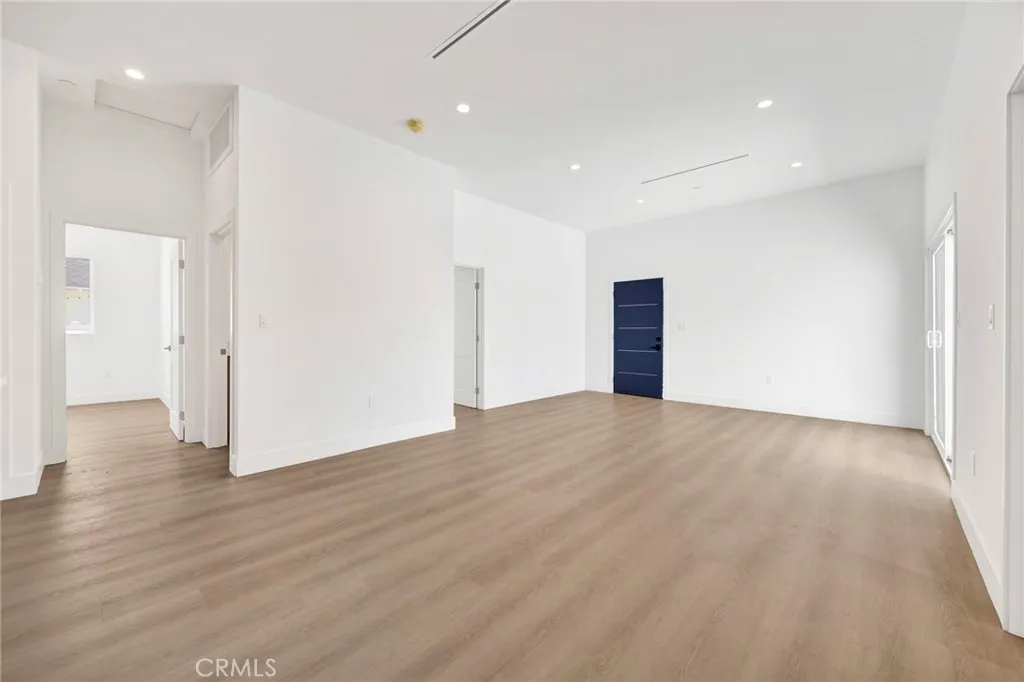 Additional image 6 of 6734 Gentry Avenue, North Hollywood, CA 91606