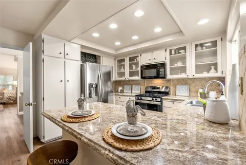16 Wayfarer, Irvine, CA 92614 - MLS#: OC25033312