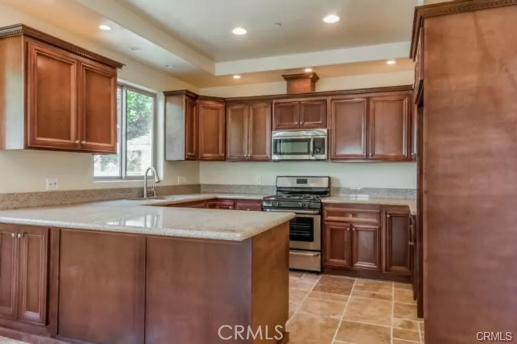 Additional image 18 of 125 W 219th Place, Carson, CA 90745