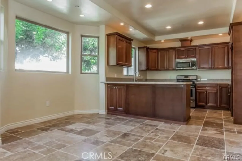 Additional image 17 of 125 W 219th Place, Carson, CA 90745