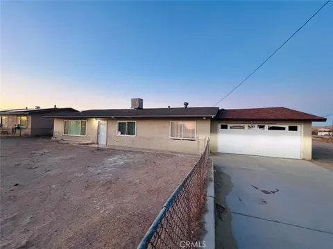 25346 Agate Road, Barstow, CA MLS: IV25015298