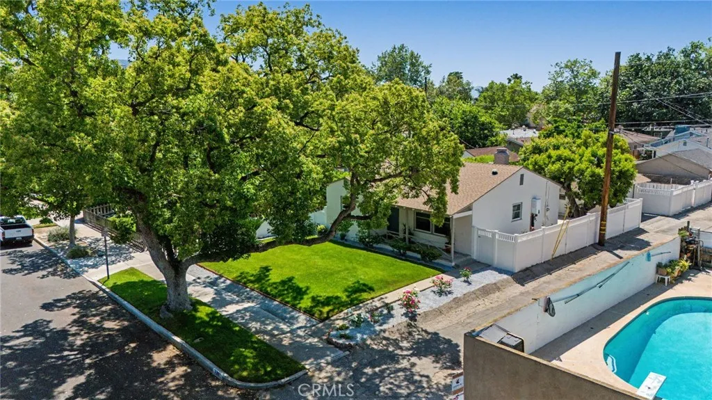 Additional image 73 of 735 N Orchard Dr, Burbank, CA 91506