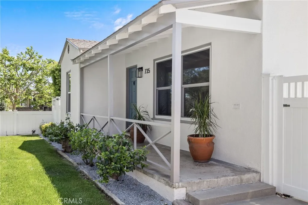 Additional image 48 of 735 N Orchard Dr, Burbank, CA 91506