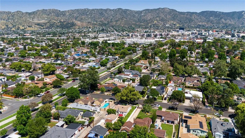 Additional image 79 of 735 N Orchard Dr, Burbank, CA 91506