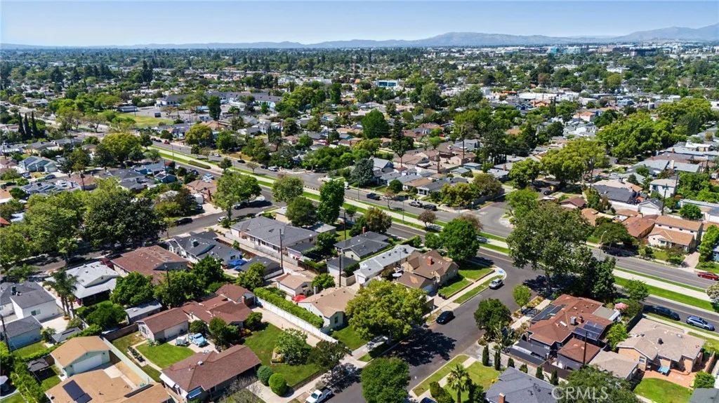 Additional image 38 of 735 N Orchard Dr, Burbank, CA 91506