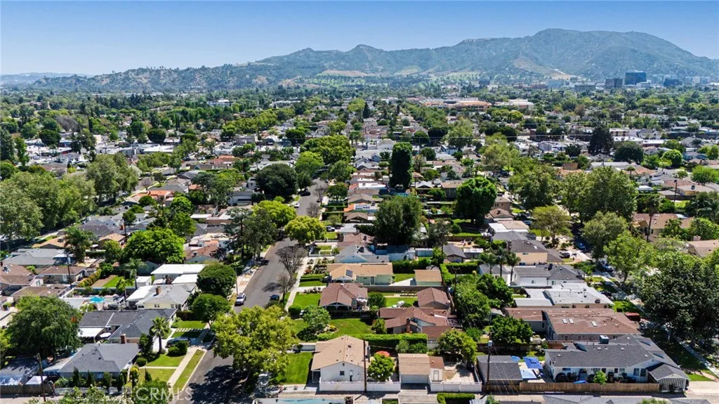 Additional image 40 of 735 N Orchard Dr, Burbank, CA 91506