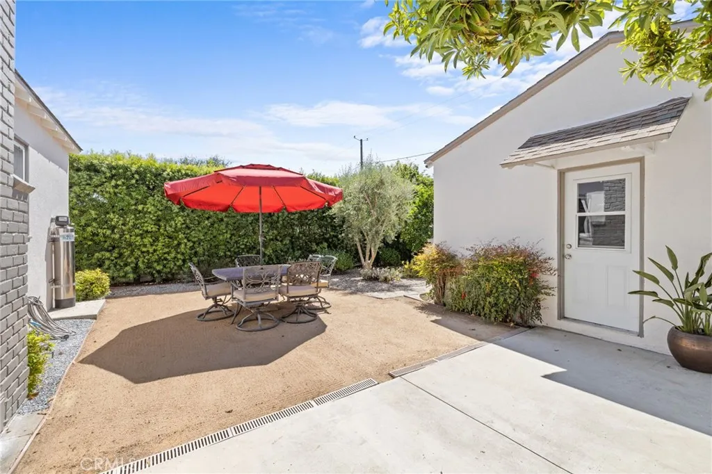 Additional image 69 of 735 N Orchard Dr, Burbank, CA 91506