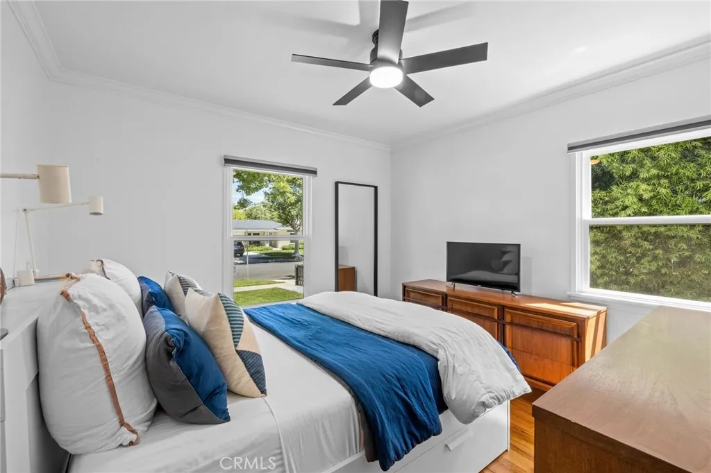 Additional image 27 of 735 N Orchard Dr, Burbank, CA 91506