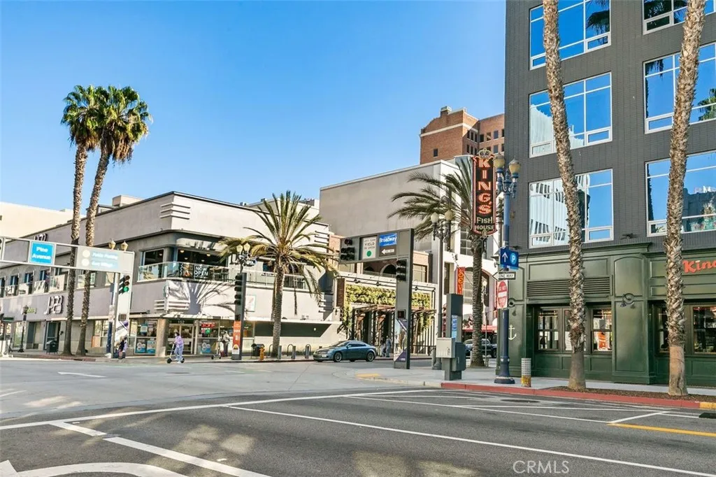 Additional image 33 of 1109 E 1st St Unit 7, Long Beach, CA 90802