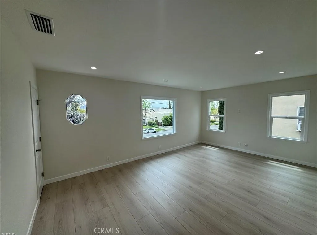 Additional image 11 of 200 S Chevy Chase Dr, Glendale, CA 91205
