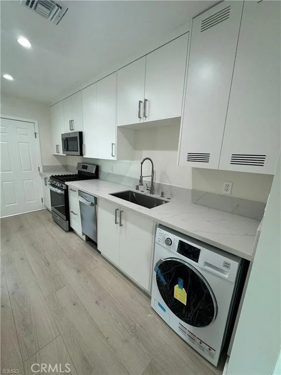 Additional image 4 of 200 S Chevy Chase Dr, Glendale, CA 91205