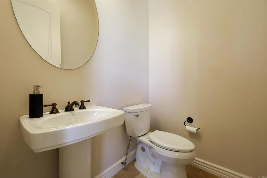 2353 Buena Creek Trail, Vista, CA 92084