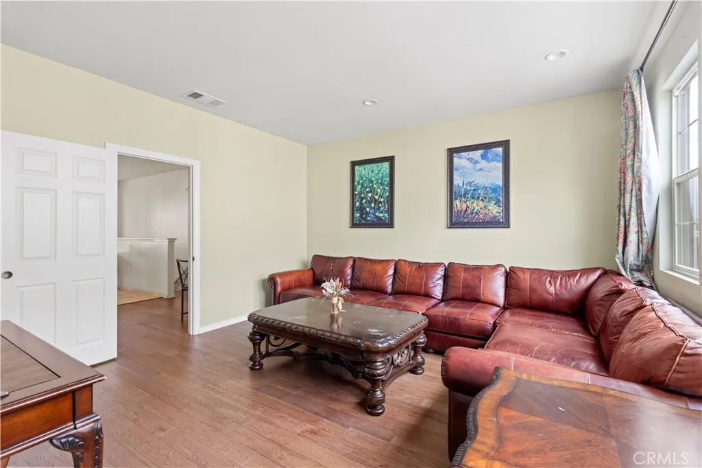 Additional image 18 of 909 Santa Fe Avenue Unit E, San Gabriel, CA 91776