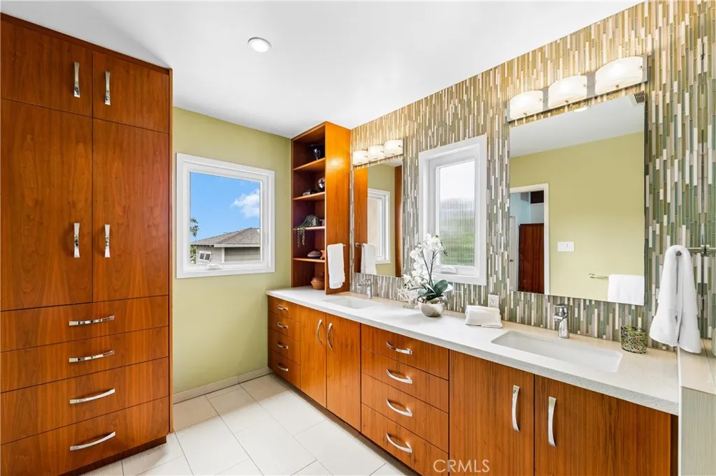 Additional image 48 of 267 Nieto Ave, Long Beach, CA 90803