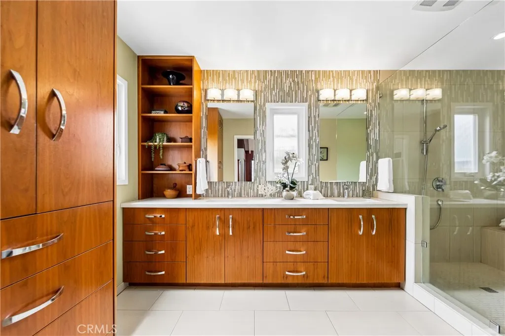 Additional image 114 of 267 Nieto Ave, Long Beach, CA 90803