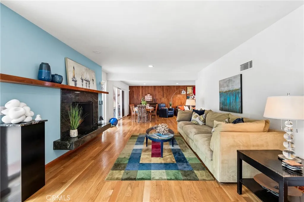 Additional image 82 of 267 Nieto Ave, Long Beach, CA 90803