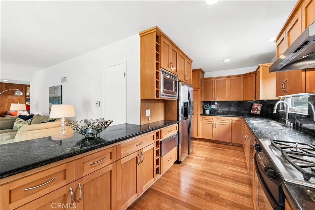 Additional image 22 of 267 Nieto Ave, Long Beach, CA 90803
