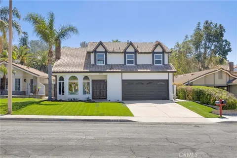 8478 E Frostwood Street, Anaheim Hills, CA MLS: PW25017879