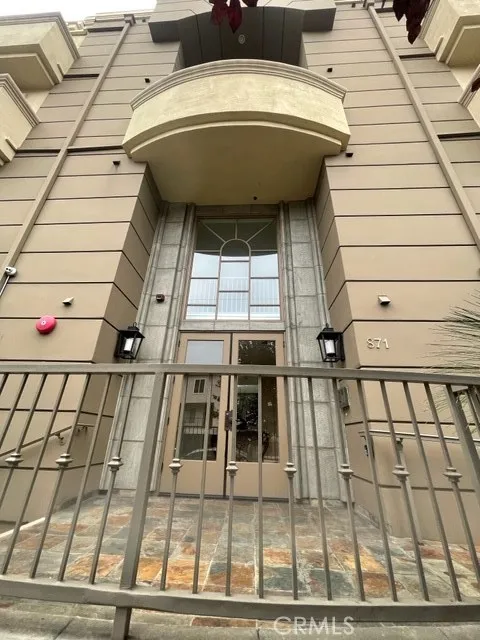 871 Granville Avenue Unit PH402, Los Angeles, CA 90049