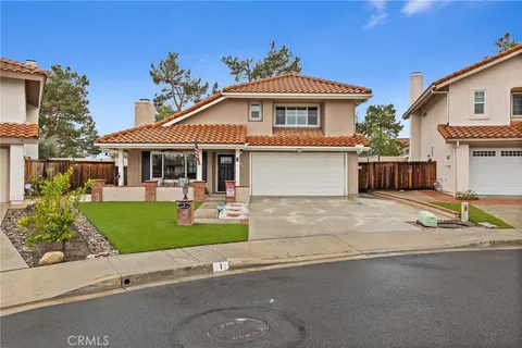 1 Lompoc Court, Rancho Santa Margarita, CA MLS: OC25047783