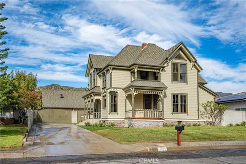 711 E Virginia Avenue, Glendora, CA 91741 - MLS#: CV25032833