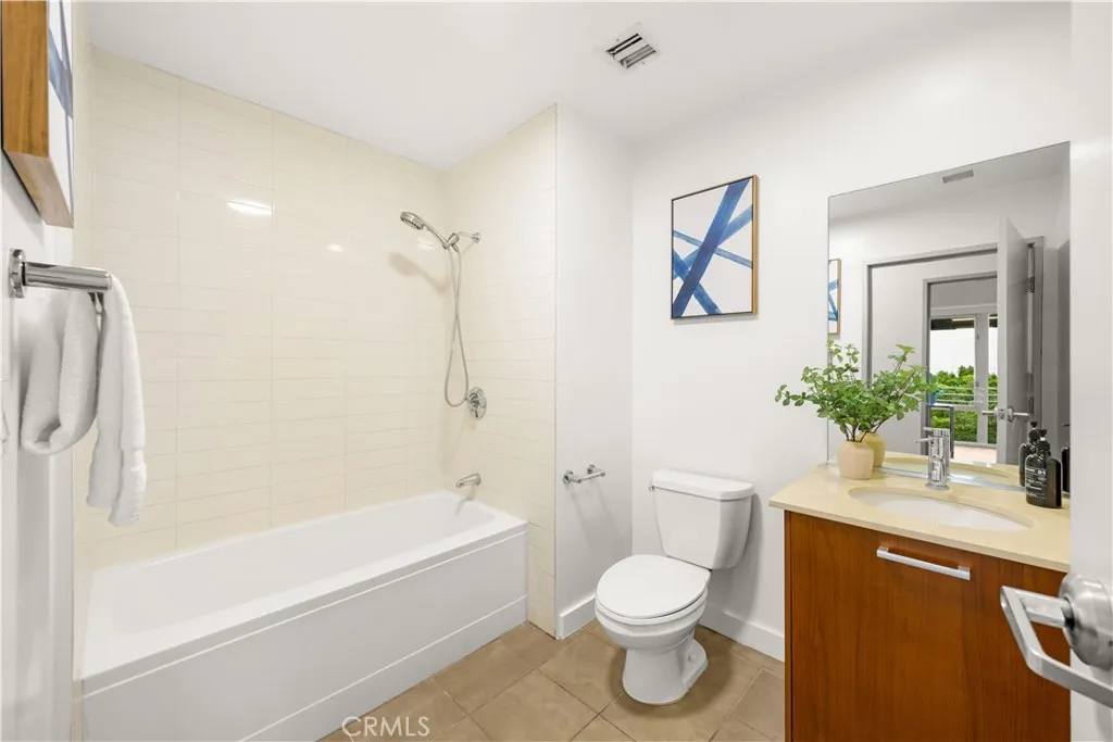 Additional image 10 of 645 W 9th St Unit 303, Los Angeles, CA 90015