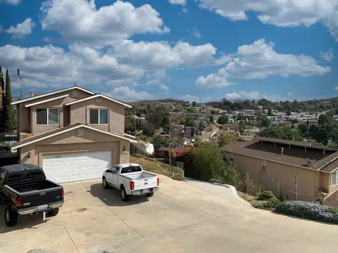 11820 Gardena Ln, Lakeside, CA MLS: PTP2501357