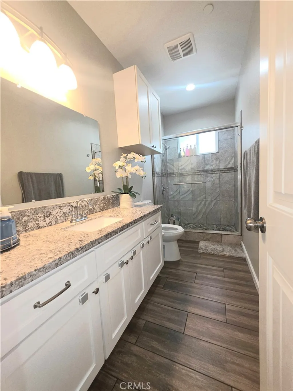 Additional image 33 of 3921 La Hacienda Dr, San Bernardino, CA 92404