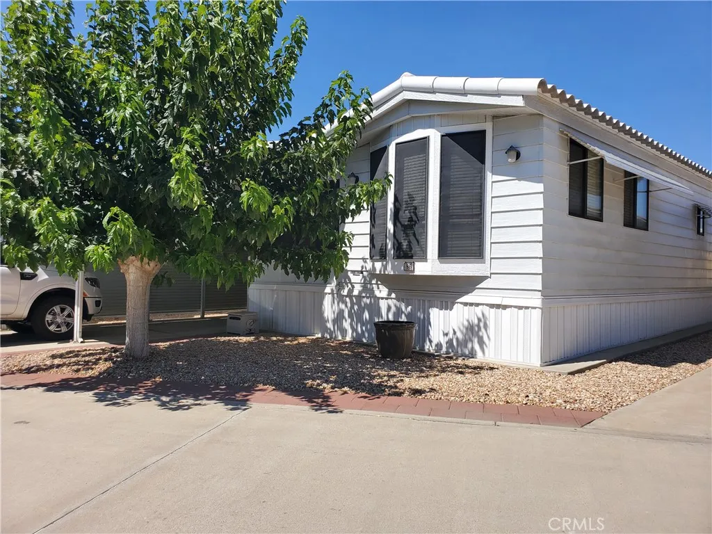 1295 S Cawston Ave Spc 86  