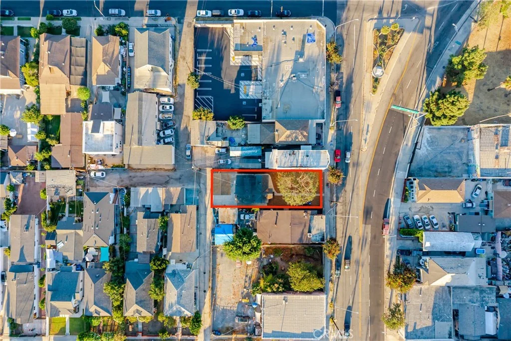 3117 N Main St, Los Angeles, CA 90031