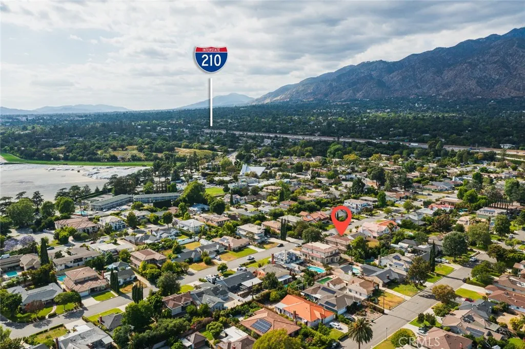 312 Santa Cruz Rd, Arcadia, CA 91007