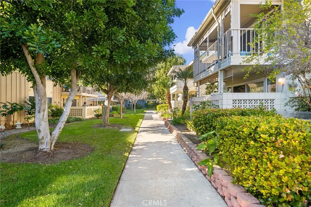 225 Avenida Majorca Unit N, Laguna Woods, CA 92637