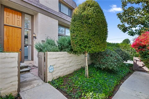 9000 Vanalden Avenue Unit 155, Northridge, CA 91324 - MLS#: SR25060327