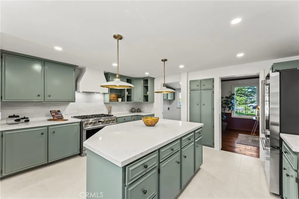 Additional image 101 of 3939 Pacific Ave, Long Beach, CA 90807