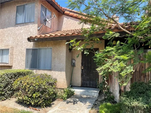 16650 Seville Unit F, Fontana, CA 92335