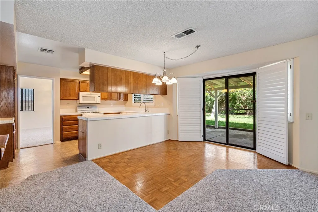 Additional image 14 of 2859 W Avenue J9, Lancaster, CA 93536