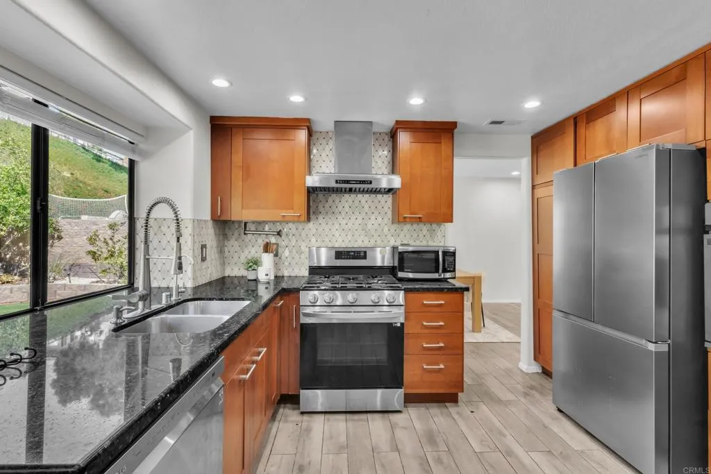 Additional image 9 of 1068 Fairhill Ter, Spring Valley, CA 91977