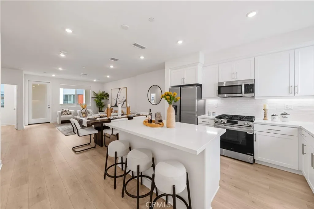 Additional image 60 of 1816 E 1st Unit 440, Santa Ana, CA 92705