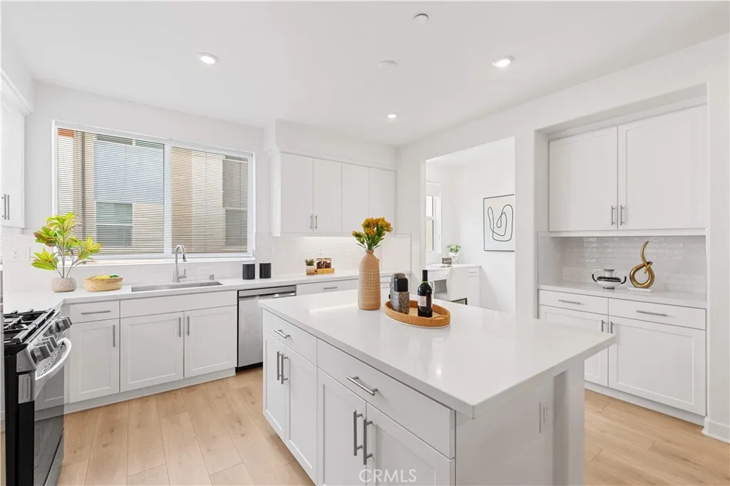 Additional image 68 of 1816 E 1st Unit 440, Santa Ana, CA 92705