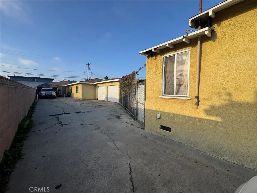 Additional image 34 of 1111 W 93rd St, Los Angeles, CA 90044