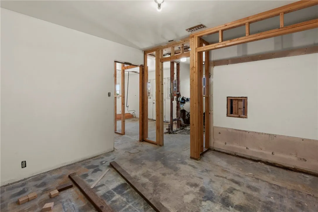 Additional image 55 of 1344 N Parish Pl, Burbank, CA 91506