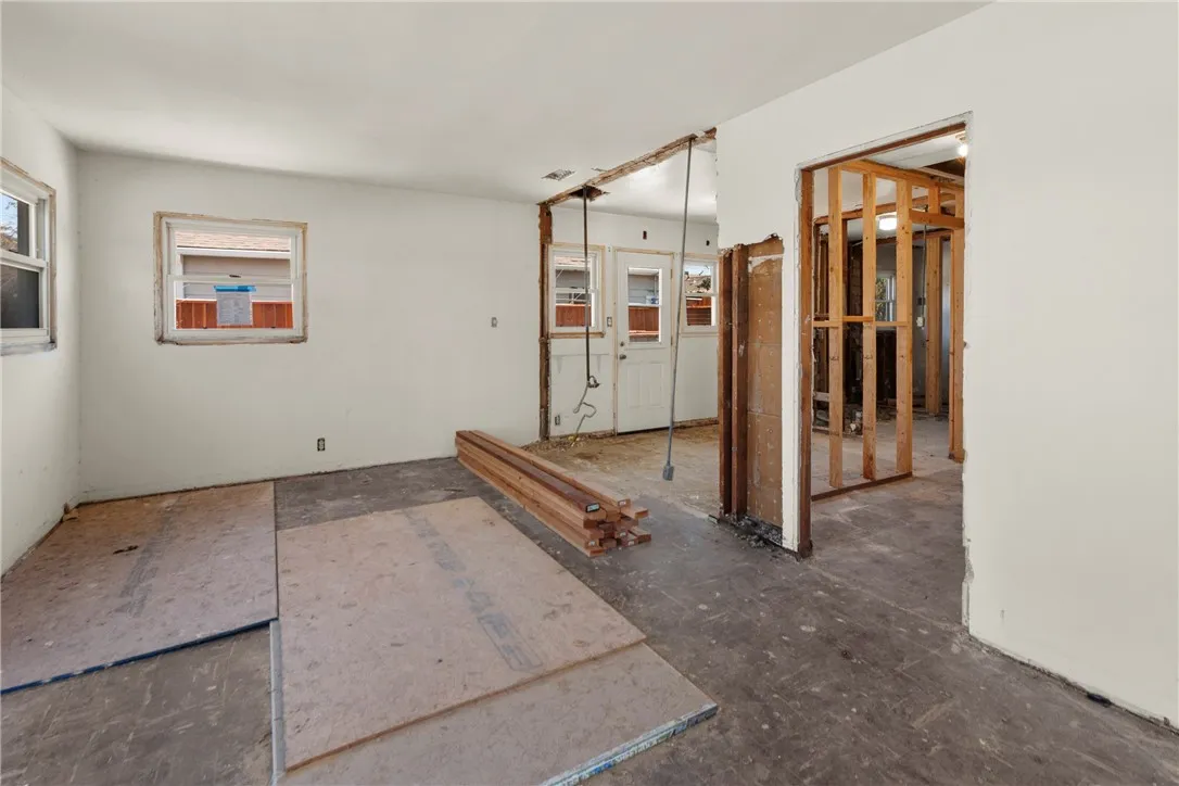 Additional image 51 of 1344 N Parish Pl, Burbank, CA 91506