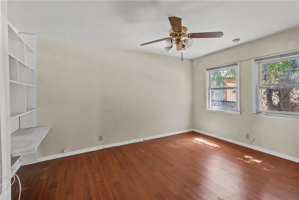 Additional image 11 of 1344 N Parish Pl, Burbank, CA 91506