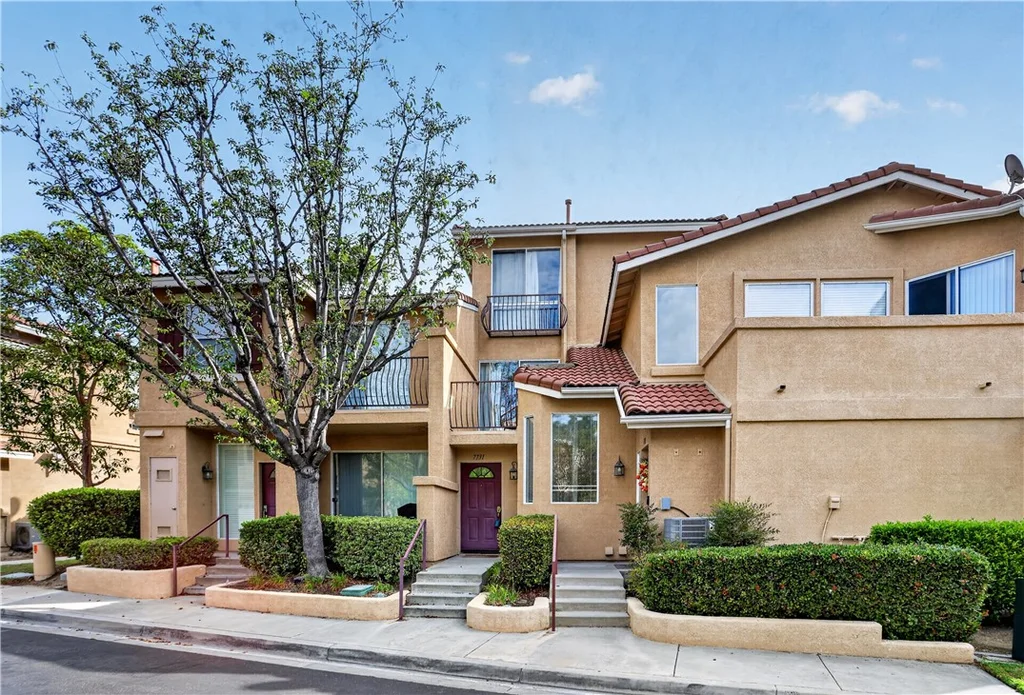 7731 E Portofino Ave, Anaheim, CA 92808