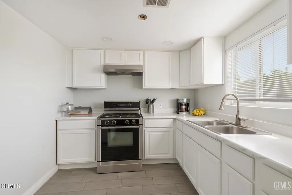 Additional image 21 of 818 Decatur St, Bakersfield, CA 93308