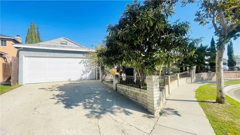 3329 Del Amo Boulevard, Lakewood, CA 90712 - MLS#: PW25042024