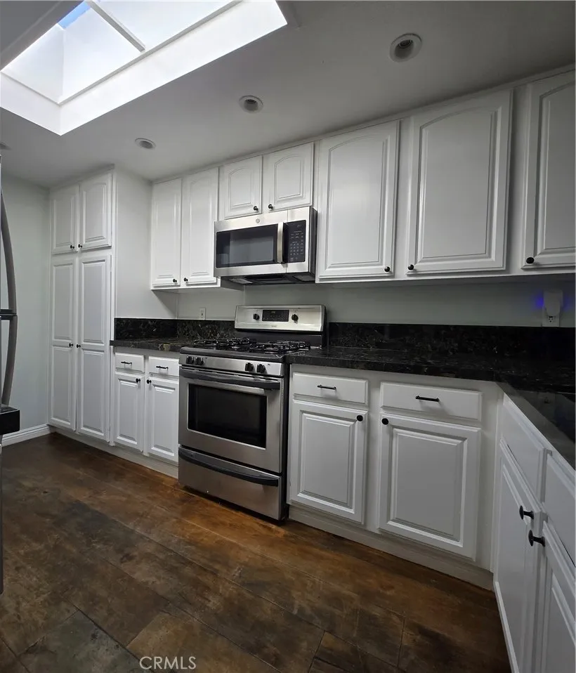 Additional image 21 of 260 Cagney Ln Unit 317, Newport Beach, CA 92663
